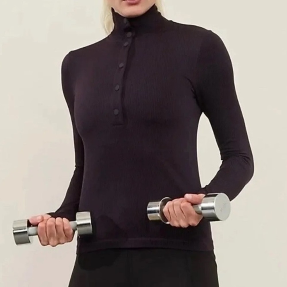 Athleta Flurry Seamless Henley in Purple